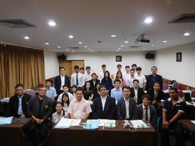 Group photo with student presenters