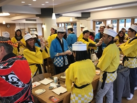 International students thrilled to make their own sushi